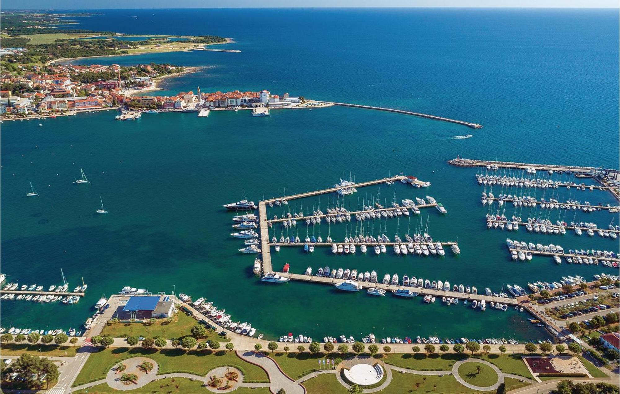 Stunning Apartment In Umag With Wifi Exterior foto